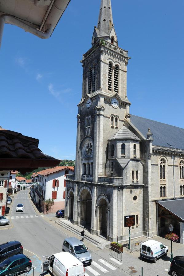 Hotel Les Tilleuls Hasparren Exterior foto